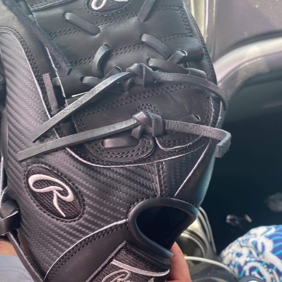 Rawlings Heart of the Hide - Picture 1 of 3